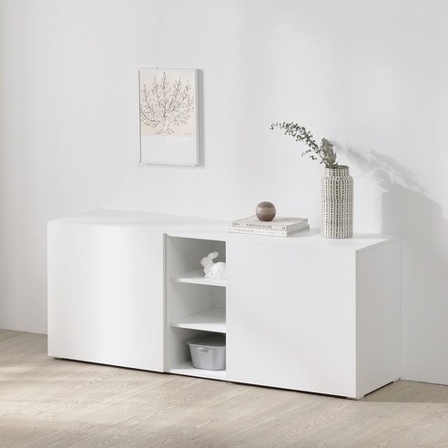 공간을 예술로 승화시키는 마법, 플레이너스 라인 디비다이 수납 거실장 거실복트