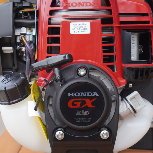 혼다의 뛰어난 GX35 엔진과 내구성으로 잡초 제거를 쉽게 하세요.