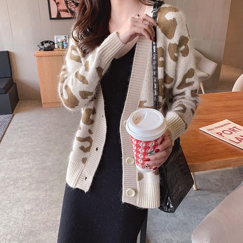 2021 봄과 가을 새로운 게으른 스타일 표범 인쇄 스웨터 여성 코트 한국 스타일 느슨한 니트 카디건 겉옷 유행 탑