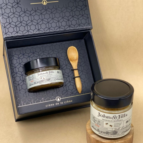 자연의 선물, 존앤질스 마누카꿀과 프로폴리스로 건강한 웰빙 라이프를 시작하세요.