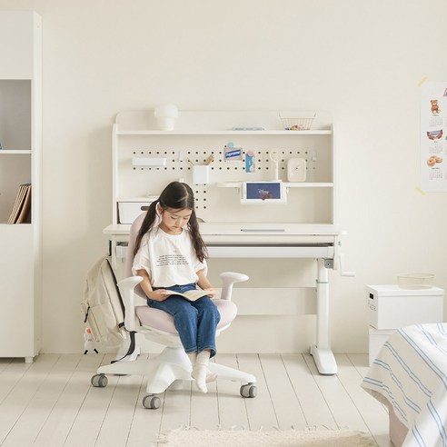 바른 자세와 학습 습관을 위한 선택, 위키드 각도조절 책상