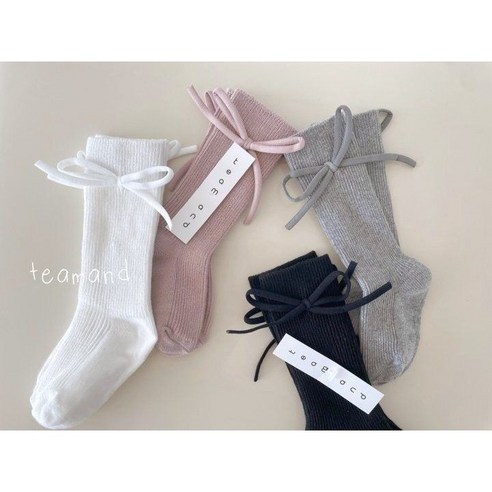 사랑스러운 리본으로 완성하는 우리 아이 스타일, 레인보우키즈 봉봉 리본 니삭스!