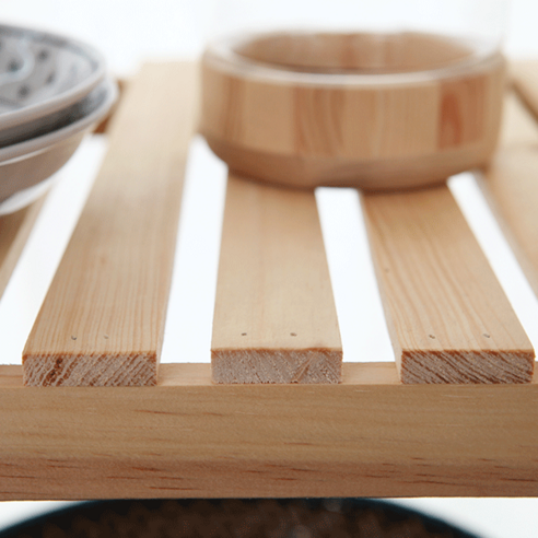 실용성과 스타일을 겸비한 리비니아 원목 신발장