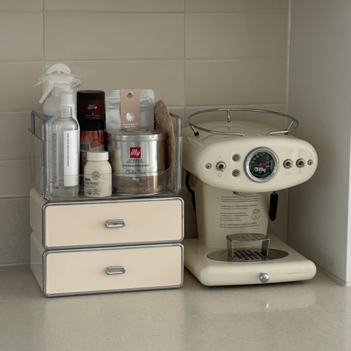 식탁 위 영양제, 이제 깔끔하게 정리하세요!