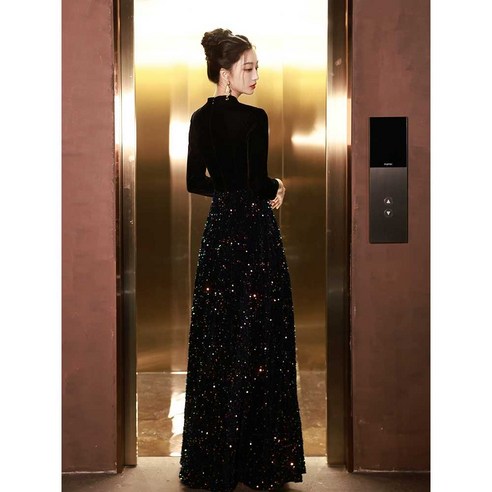 플러스 사이즈 여성을 위한 우아하고 고급스러운 연주회 드레스