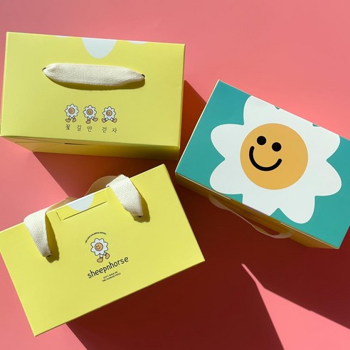 스마일 양말 하나로 매일매일 기분 좋은 하루를 선물하세요!