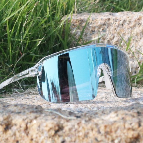 눈부신 햇살 아래 질주 본능 깨우기! ALTALIST 변색 고글 솔직 리뷰 알타리스트고글