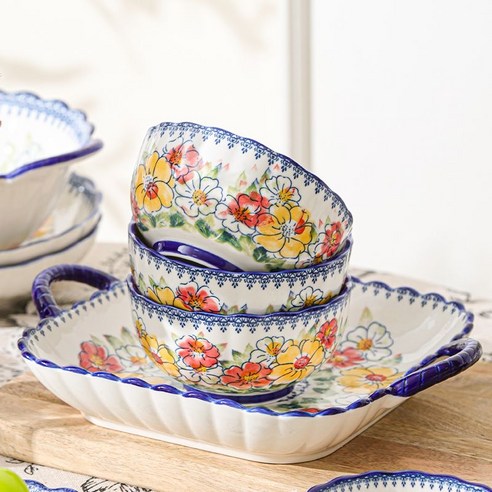 식탁 위에 펼쳐지는 폴란드의 아름다움, BLOWFISHFUGU 식기 세트