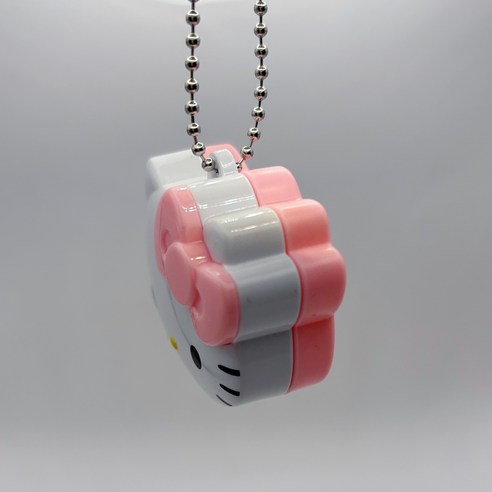 손에 힘들지 않은 페트병 오프닝과 키 관리를 위한 헬로키티 오프너 키홀더