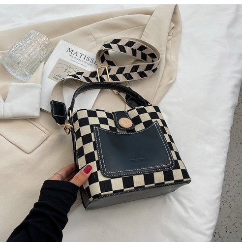 DFMEI 슈퍼 인기있는 작은 가방 가을 겨울 새로운 가방 여성 틈새 메신저 가방 패션 모든 경기 휴대용 양동이 가방