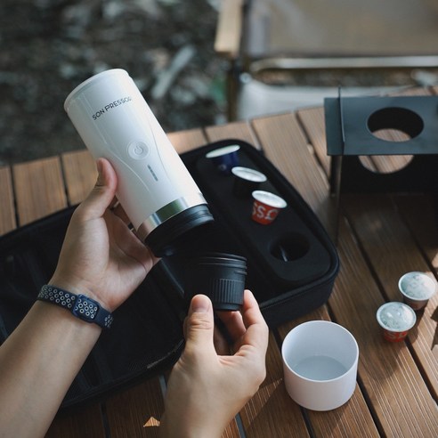 어디든 나만의 카페를!