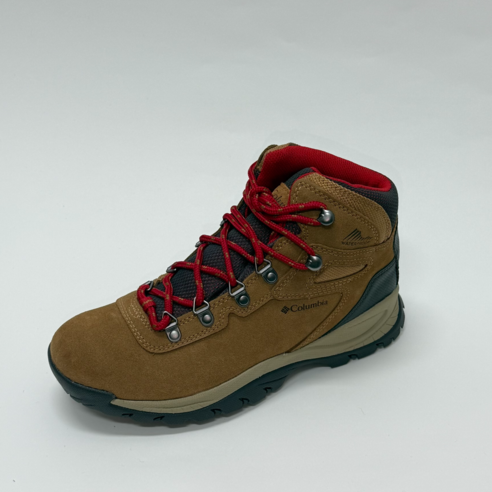 가벼운 발걸음, 쾌적한 산행을 위한 선택! 컬럼비아 뉴튼릿지 방수 등산화