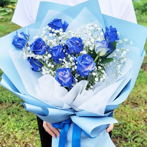 [오케이나우ㅣ강추] 블루장미 꽃다발 – 아름다운 생화로 기념일을 축하해보세요! [OKNOWㅣ추천상품]