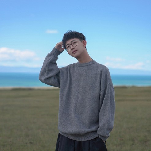 smyE Hezi 새로운 남성 및 여성의 단색 스웨터 한국 느슨한 캐주얼 세련된 스웨터 패션 브랜드 탑