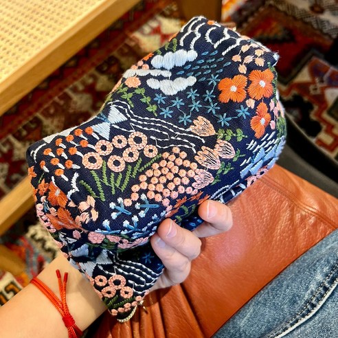 Miucatch 민족 스타일 자수 클러치 백 꽃 직물 화장품 가방 여성을 위한 미적 동전 지갑