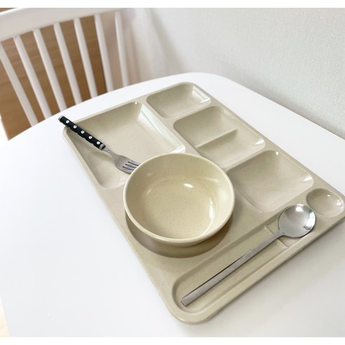 실용성과 아름다움을 담은 멜라민 식판으로 식탁을 풍성하게!