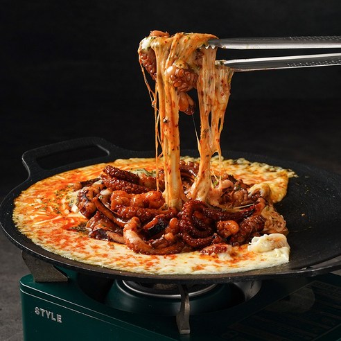 10분 만에 완성되는 밥도둑, 교동낙지 양념 손질 낙지볶음