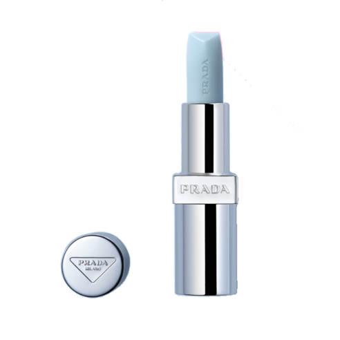 프라다 뷰티의 매력을 입술에 담아주는 고급스러운 립밤