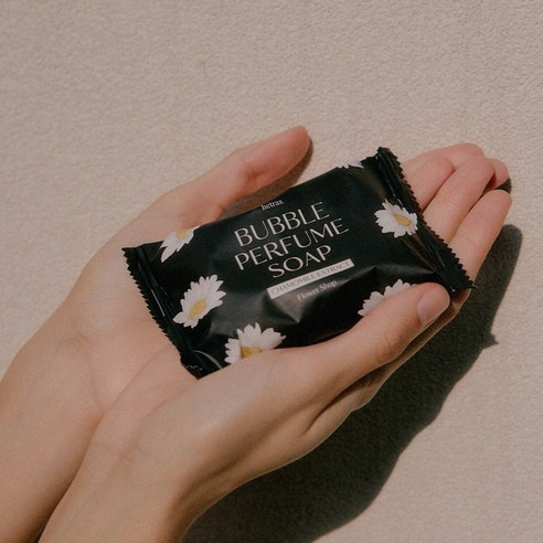 향긋한 꽃 향기로 매일 특별한 샤워 시간을 선물하세요.