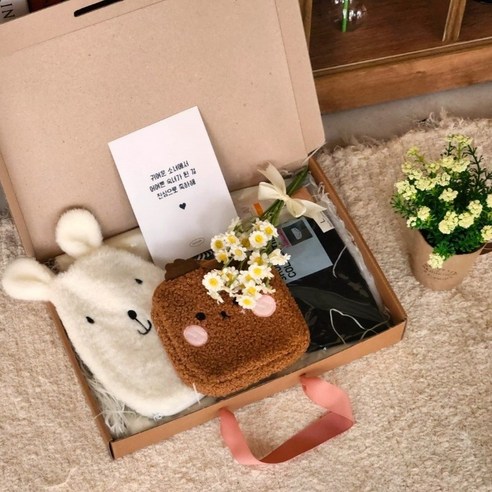 섬세한 배려가 깃든 선물, 초경 선물 세트: 소녀의 새로운 시작을 축복하다 초경선물세트