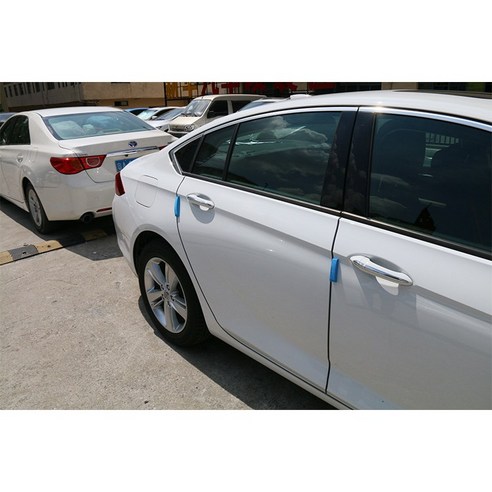 내리기 불편한 주차시, 기스 방지 도어가드