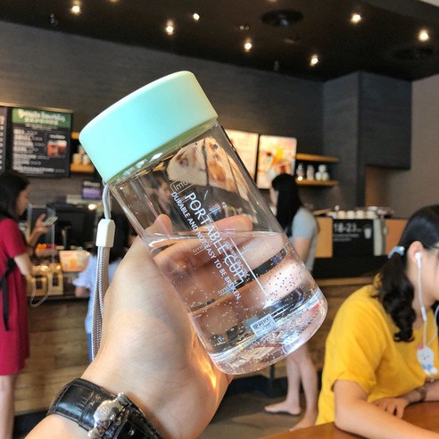 YANG한국어 스타일 스포츠 간단한 플라스틱 남학생 학생 휴대용 누출 방지 커플 크리 에이 티브 신선한 투명 휴대용 컵, 색깔4, 하나