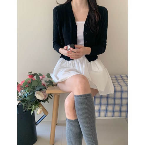 말랑킷 여성용 봄 베이직 심플 기본 가디건 간절기 데일리룩 꾸안꾸 브이넥 크롭 가디건 소프트 부드러운 긴팔 카디건