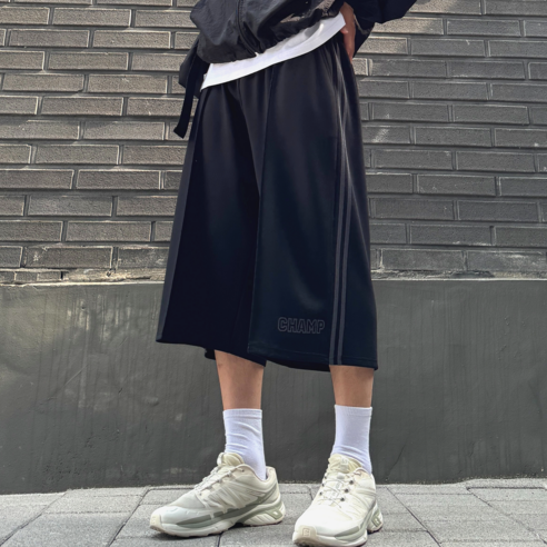 시온 고중량 두줄 트랙 와이드 버뮤다팬츠