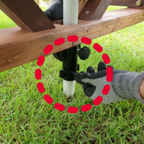 파라솔을 안정적으로 고정하고 다양한 표면에 설치할 수 있는 파인힐 파라솔 타프폴대 고정대 지지대 받침대