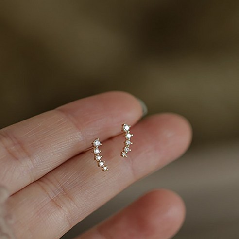 KORELAN다이아몬드 귀걸이s925 순은 도금 심플한 백매치 기질 소규모 감각 귀 액세서리