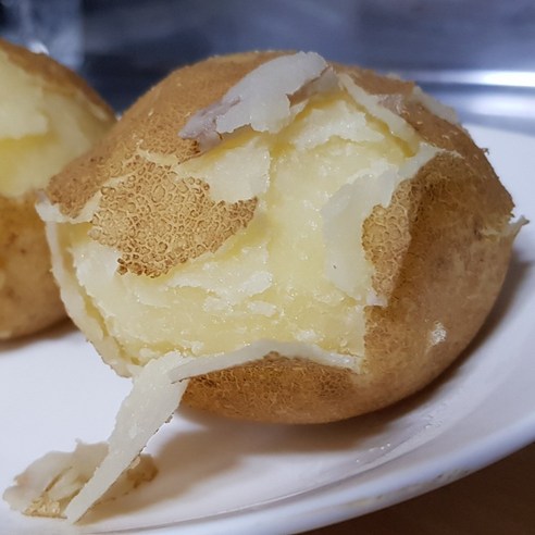 강원도 여름 두백 분감자 포슬한 햇감자, 두백 왕왕 (개당 약 250g 이상), 1개, 10kg 감자두백 강원도 여름 두백 분감자 포슬한 햇감자, 두백 왕왕 (개당 약 250g 이상), 1개, 10kg 감자두백