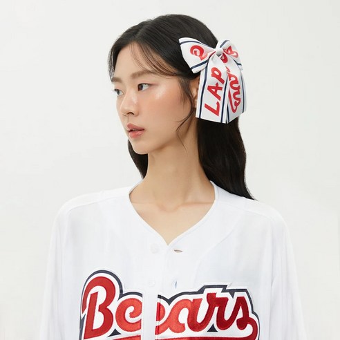 LAP X KBO 레터링 리본 머리핀: 당신의 하루를 특별하게 만들어 줄 마법 같은 존재