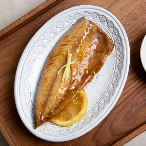 맛있고 영양가 풍부한 순살 안동 간고등어 자반으로 건강하고 맛있는 식사를 즐기세요.