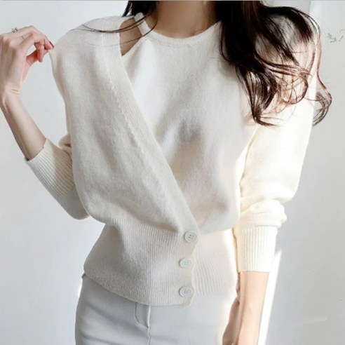 현재 할인 중인 스타일리시 랩스타일 긴팔 여성니트티 스웨터 가디건