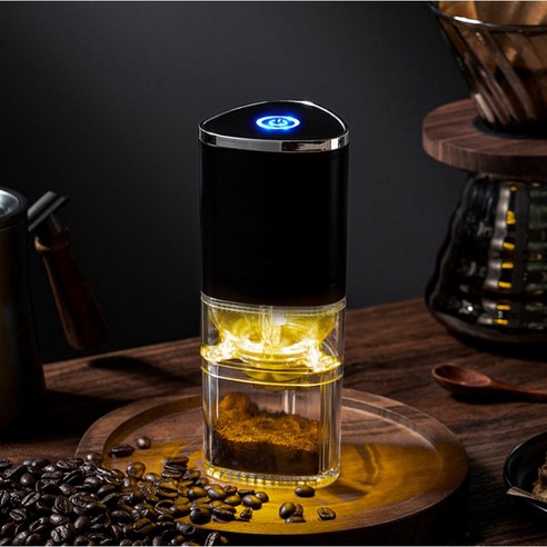 신선하게 갈린 원두로 풍부한 커피 경험을 집에서 간편하게 즐기세요.