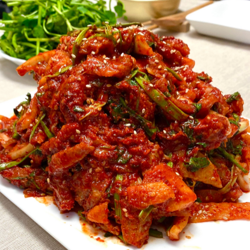 톡 쏘는 행복, 입맛 살리는 마법! 국내산 홍어무침