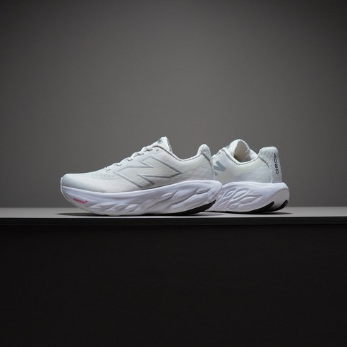 발이 편안한 러닝의 시작, 뉴발란스 프레쉬폼X 880 V15