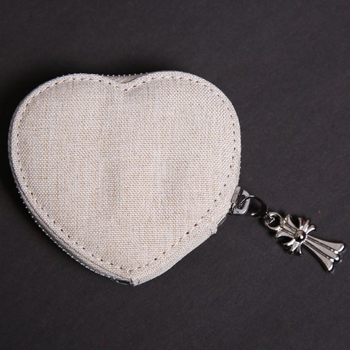 하트 묵주 주머니: 영적인 반성을 위한 장엄한 동반자