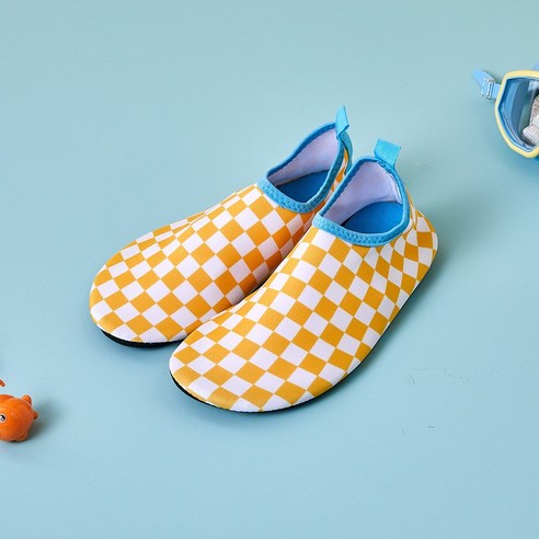 여름철 물놀이 필수템, 모던하우스 키즈 아쿠아슈즈!