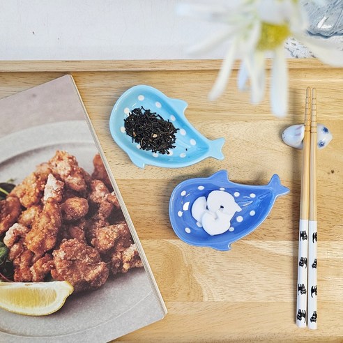 귀여움과 실용성을 겸비한 고래 도자기 소스볼