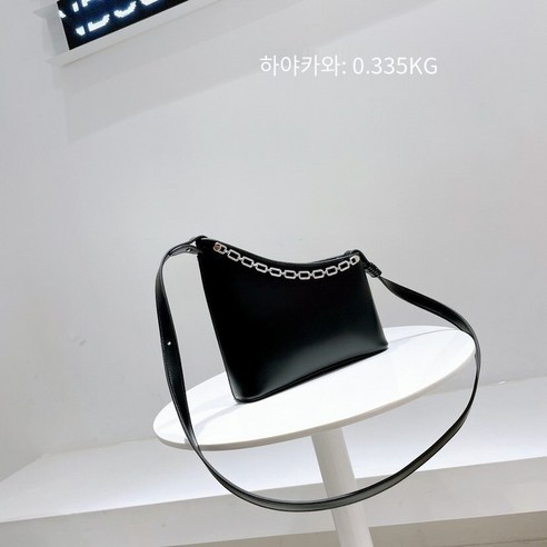 여성 가방 새로운 한국어 인터넷 연예인 패션 레트로 라인 석 스틱 겨드랑이 가방 간단한 어깨 메신저 가방