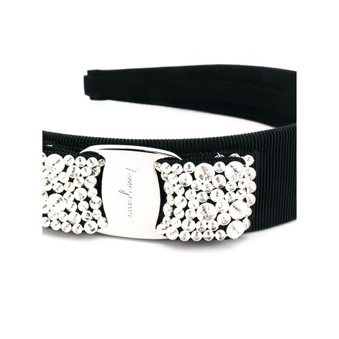 당신의 하루를 특별하게 만들어 줄 페라가모 크리스털 헤어밴드