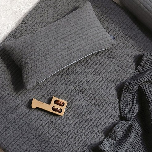 부드럽고 안락하며 스타일리시한 유아 베개커버