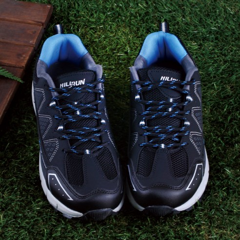 편안하고 내구성 있는 슈앤필 남성 경량 등산화로 자연의 아름다움을 안락하게 탐험하세요.