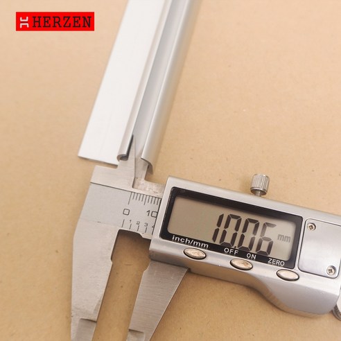 캠핑의 완성도를 높이는 고품격 알루미늄 어닝 레일