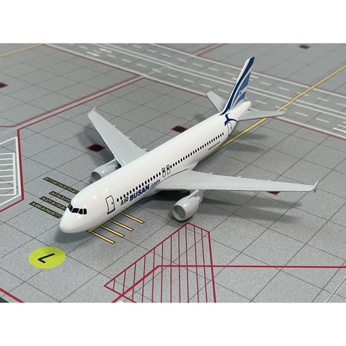 틸그린 비행기 다이캐스트 모형 16cm A320, 에어부산 A320, 1개