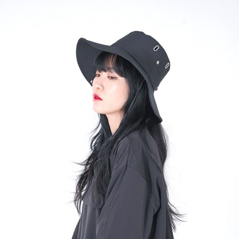 햇빛과 요소로부터 완벽한 보호를 제공하는 세련된 비앤즈 정글모 등산모자