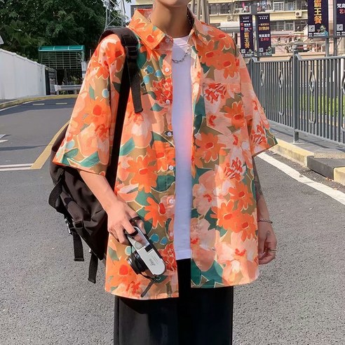 여름 반팔 꽃무늬 셔츠 남성 한국 스타일 트렌드 하와이안 잘 생긴 5점 소매 셔츠