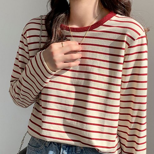 데일리 룩의 완성, 데일로엔 여성 라운드넥 줄무늬 긴팔티셔츠