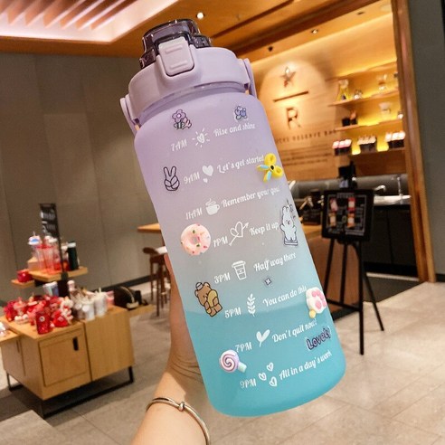 [SW] 2L 대용량 물병 밀짚 컵 고온 플라스틱 물 컵 시간 규모 서리로 덥은 야외 스포츠 커플 컵, 색깔13, 2L   64OZ